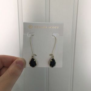 Black tear drop kendra scott earrings